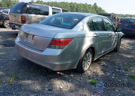 2010 Honda Accord 2.4 Lx из США, поврежденный, VIN 1HGCP2F39AA081504
